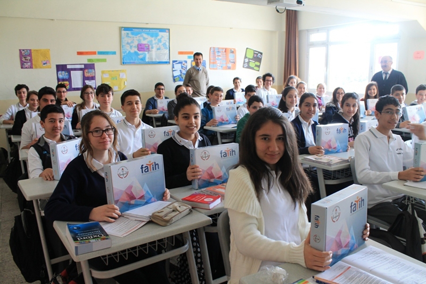 700 bin öğrenciye tablet dağıtılacak 700 bin öğrenciye tablet dağıtılacak